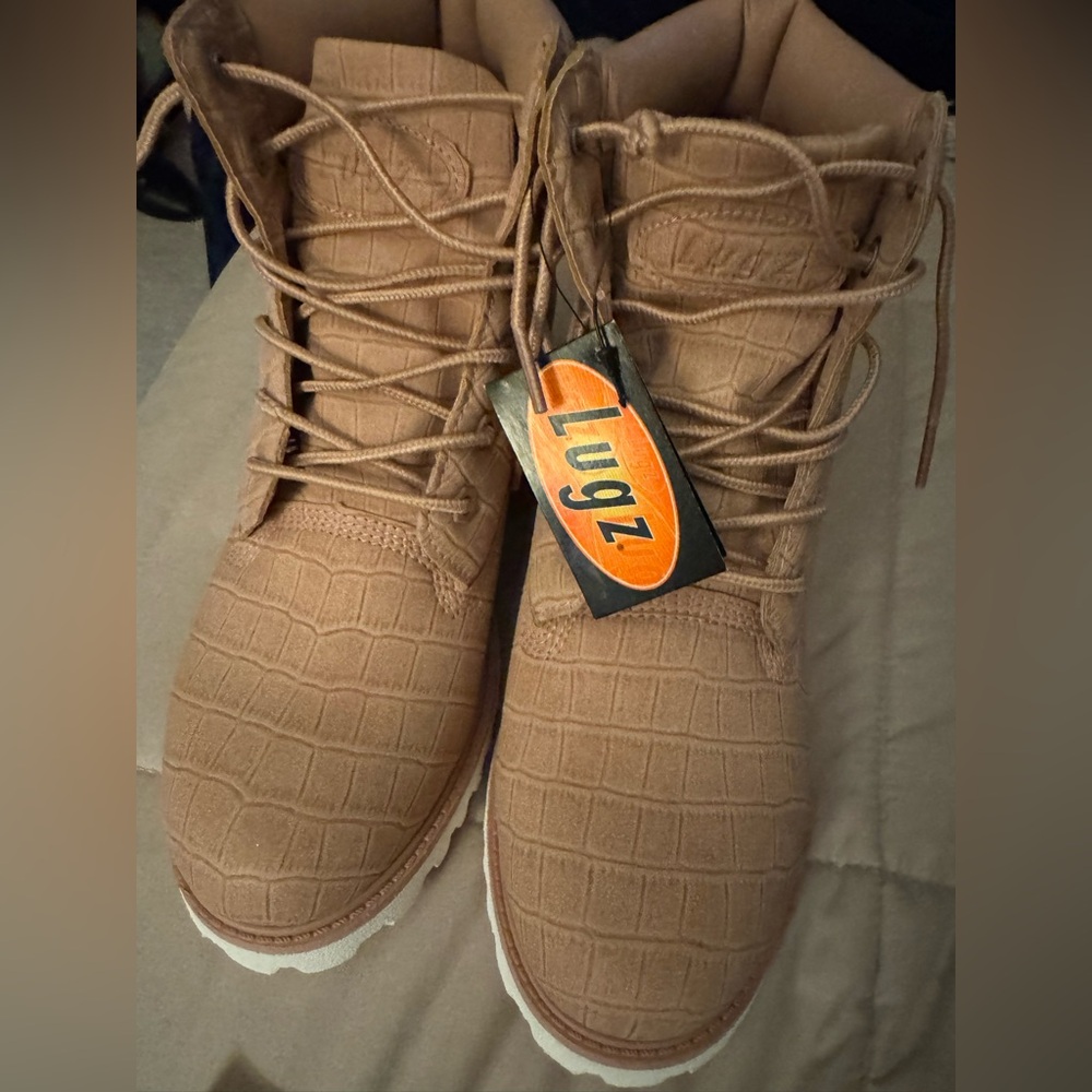 Lugz Beige Women's Footwear